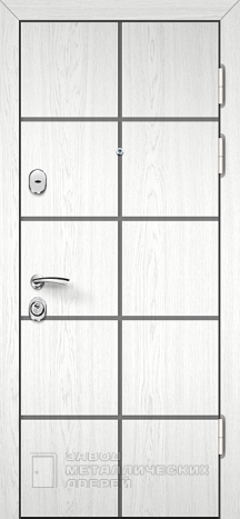 Фото «Белая дверь №13» в Серпухову